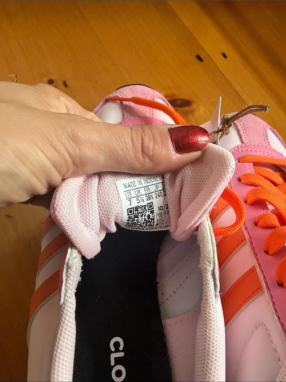 adidas Runvista Pink Orange Sneakers US 7 NWT - Picture 5 of 5